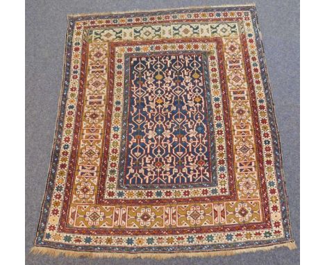 Kuba - Konagkend Teppich. Schirwan Kaukasus. Antik.152 cm x 126 cm. Handgeknüpft. Wolle auf Wolle. Das blaue Innenfeld durchg