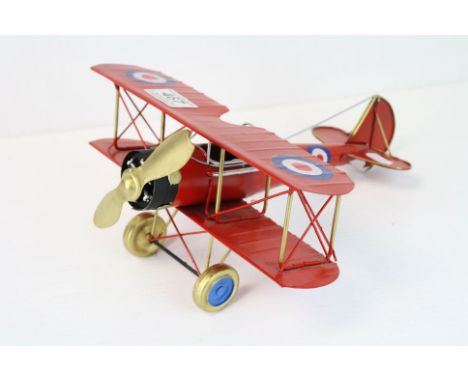 Tin Plate Model of a Bi-Plane