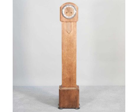 An early 20th century oak cased granddaughter clock, with an eight day movement, 141cm high