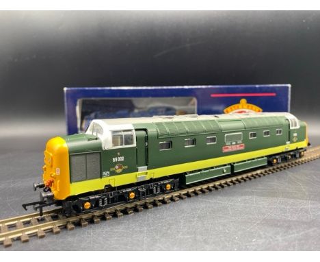 Bachmann Branchline 32-525A Class 55 Deltic 55002 'The Kings Own Yorkshire Light Infantry' in BR Green - Tested Non-Runner(60