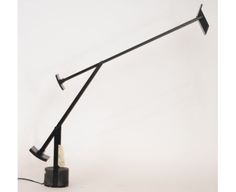 Richard Sapper - Artemide - A 'Tizio' desk lamp in black powder coated finish.