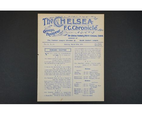 1914/15 Chelsea v Swindon Town football programme played 27th March 1915 in SEL, ex bound issue, gd 