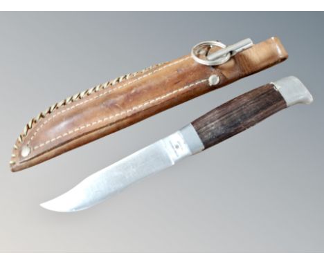 An Erling Vangadal Danish hunting knife in leather sheath 