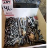 LOT - ASSORTED HARDWARE