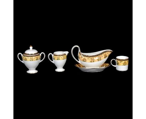 Wedgwood, a large dinner and coffee service, 'India' pattern, eight place settings, including large covered soup tureen, two 