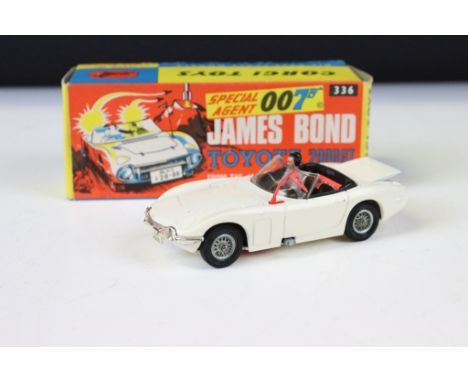 Boxed Corgi 336 James Bond 007 Toyota 2000 GT diecast model with Aki figure, secret instructions and 6 x missiles, no Bond fi