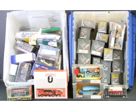 42 Boxed / cased Corgi diecast models / model sets to include 3 x Corgi Classics Collector Club (02401, 02801 &amp; 02701), C