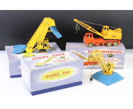 Three Boxed Dinky Supertoys construction diecast models to include 964 Elevator Loader, 752 Goods Yard Crane &amp; 972 20-Ton