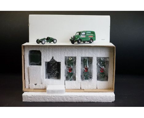 Boxed Scale Model Technical Services SMTS SP4/RL27 Team Lotus Ford Thames 400E and 3 Lotus 18s diecast model set, complete &a
