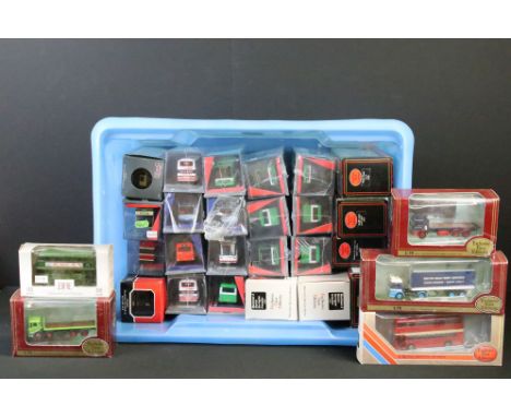 30 Boxed / cased diecast model buses to include 18 x Corgi Original Omnibus and 12 x EFE Exclusive First Editions, features d