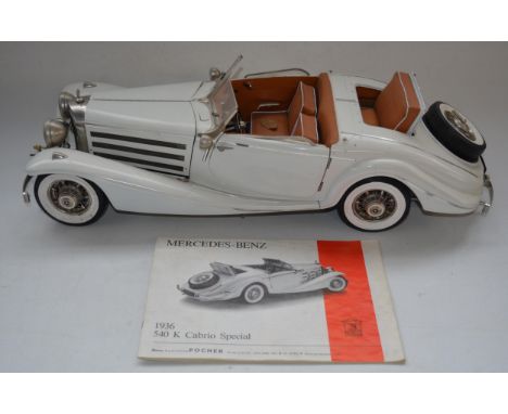 Built Pocher Models 1/8 scale Mercedes Benz 1936 540K Cabrio Special mixed media model with original instruction manual, pose