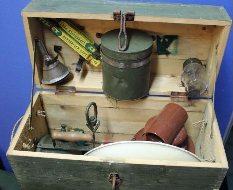 Vintage hospital Tilley lamp.SL61. paraffin lamp complete with accessories in original box. 