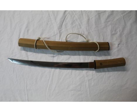 Japanese officers tanto c1930 in light wood shirasaya, blade L40cm 