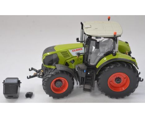 Six 1/32 diecast farm machinery models to include Universal Hobbies Claas Atles 936RZ, Massey Ferguson MF 6100 and MF21 3.5 T