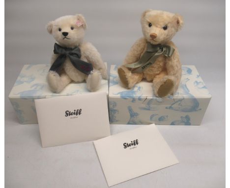 Steiff Teddy Bear of the Year 2010, in light blonde mohair, H30cm, No.83, with certificate and box, and a Steiff Teddy Bear o