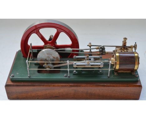 Single cylinder horizontal mill engine working steam model, without boiler, mounted on wooden base, W33cm D14.2cm H17cm