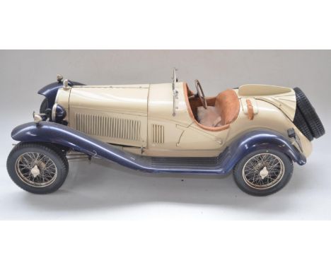 Built Pocher Models 1/8 scale Alfa Romeo Spider Touring Gran Sport 1932 mixed media model with original instruction manual, p