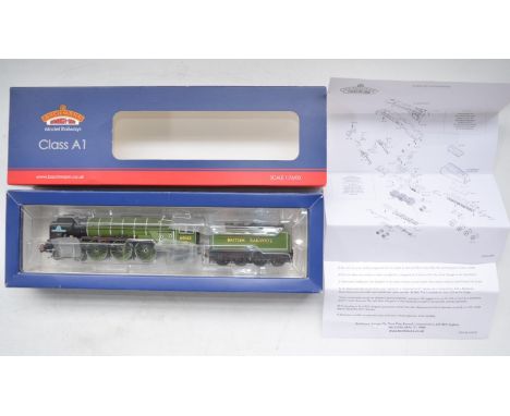 Bachmann OO gauge 32-550A Class A1 electric steam locomotive and tender 60163 "Tornado", BR green livery. Model in near mint 