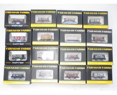 Collection of boxed Graham Farish by Bachmann N gauge Collectors Club goods wagons, appear unused, (16) 
