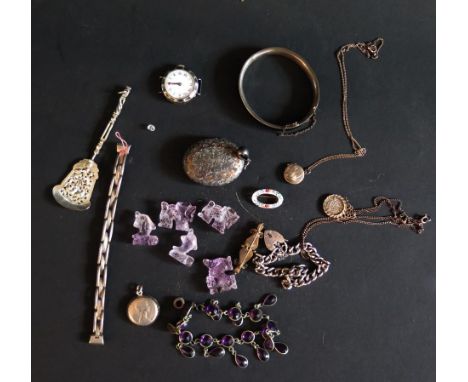 A 15ct Gold and Diamond Brooch (2.9g), continental silver, black enamel and pearl hinged bangle, Birmingham 1918 silver locke