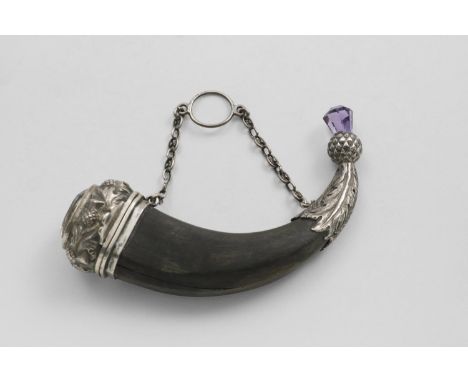 A VICTORIAN SCOTTISH MOUNTED HORN VINAIGRETTE with a suspensory chain, the mounts chased and embossed with thistles and set w