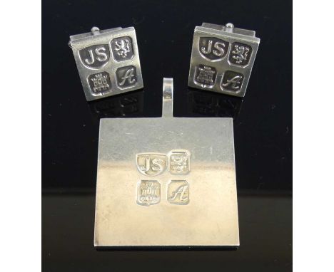 A pair of 1970s silver cufflinks, each panel square set, with hallmarks, maker Jack Spencer Ltd, Edinburgh 1975, 1.7 x 1.7cm;