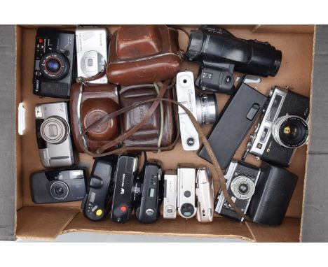 A Tray of Various Cameras, including a Kodak Retinette, Retinette  IA, Canonet QL17, Olympus IS-1000, Yashica Electro 35, com