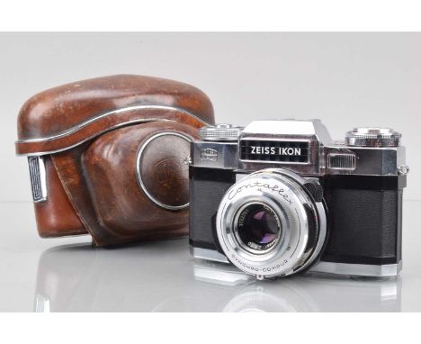 A Zeiss Ikon Contaflex Super B Camera, shutter working, light cell responsive, body g, WIRH Carl Zeiss 50mm f/2.8 Tessar lens