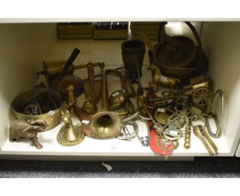 A selection of assorted brass and copperware, to include a trumpet, horse brasses, copper shot flask, ornaments, and jam pan