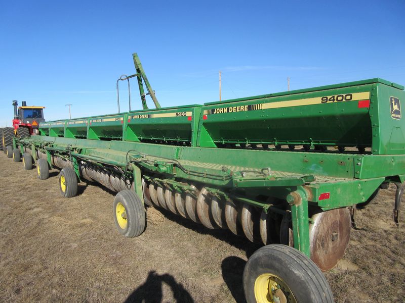 60 Ft of John Deere 9400 grain drills, 10 inch spacing capped steel