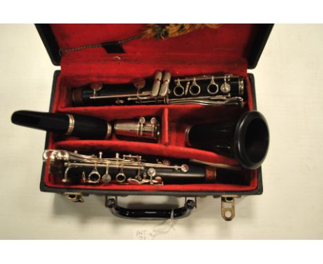 Boosey & Hawkes Clarinet, Boosey & Hawkes Clarinet, made in England no 160076, generally good condition with no obvious damag