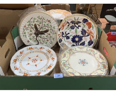 A collection of Royal Worcester and Coalport plates