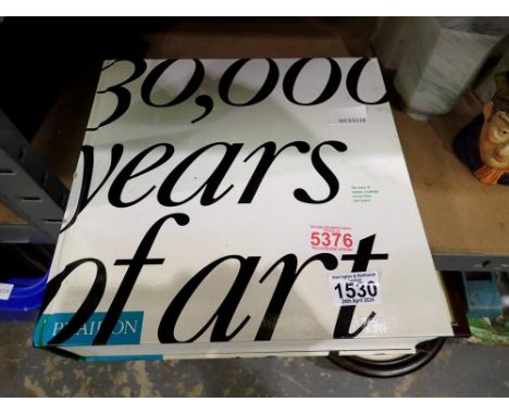 30,000 Years Of Art book. UK P&amp;P Group 2 (£20+VAT for the first lot and £4+VAT for subsequent lots) 