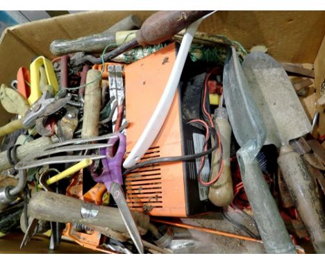 Large quantity of hand tools including a battery charger. Not available for in-house P&amp;P 