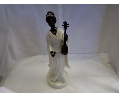 Minton geisha MS26 figurine in ceramic and cast metal. UK P&amp;P Group 3 (£30+VAT for the first lot and £8+VAT for subsequen