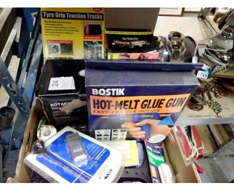 Baker rotary sander, Dremel accessories and further tools. Not available for in-house P&amp;P 