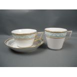 KPM Berlin. Kurland. Mint & Gold. 2 in 1. Teetasse, Kaffeetasse und Untertasse.