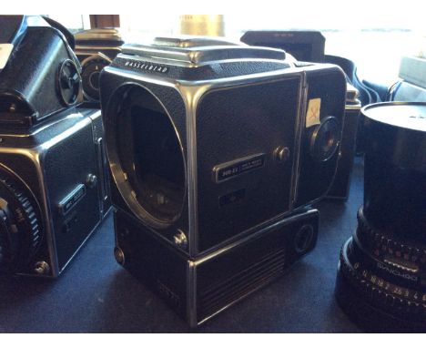A Hasselblad 500 EL camera body.
