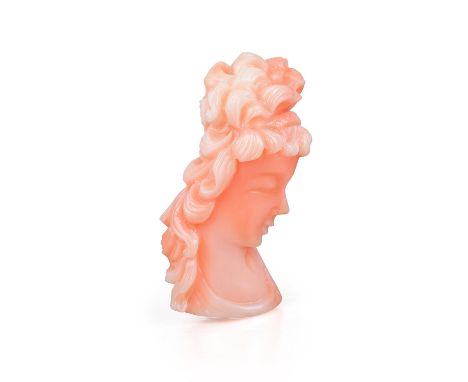 Carved as a side portrait of a lady; measures 7/8 x 1-1/2 inches; weight 12.7 g. Property of a Florida Lady