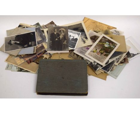 Box of vintage picture post cards   