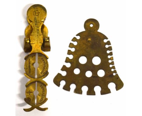 Set of late 19th/early 20th century sovereign scales etc