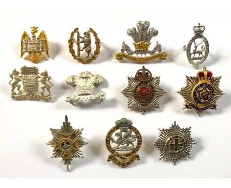 11 Officer’s cap badges.A good selection of mainly silver and gilt examples. Bedfordshire Yeomanry ... QO Warwick &amp; Worce