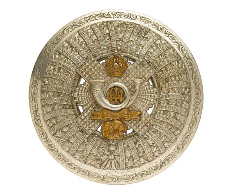 Scottish. Highland Light Infantry post 1901 Officer’s plaid brooch. A fine unmarked example. Burnished silvered quoit, the ed