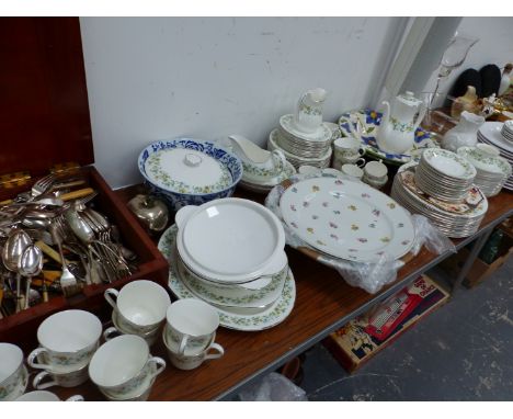 A ROYAL DOULTON AINSDALE PATTERN PART TEA AND DINNER SERVICE, OTHER VARIOUS CHINAWARES, SILVER PLATED CUTLERY, A VINTAGE MAHO