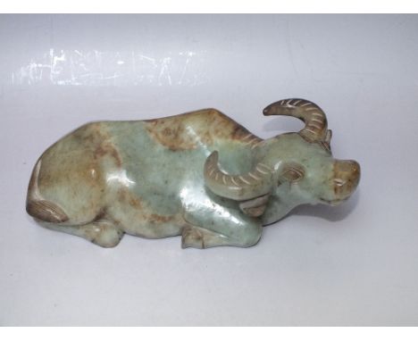 AN IMPOSING CHINESE JADE CARVING OF A RECUMBENT WATER BUFFALO, L 24 cm