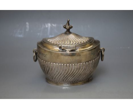 A HALLMARKED SILVER CADDY BY FREDERICK AUGUSTUS BURRIDGE, approx weight 144g