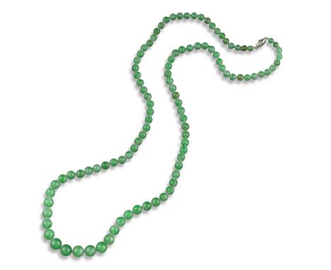 A single-row jade bead necklace, with a diamond-set barrel clasp, 60cm long Accompanied by report number 79202-45 dated 21 Fe