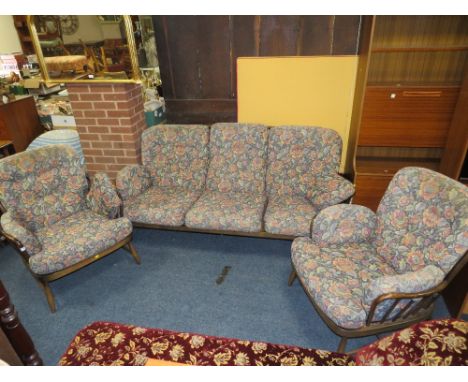 AN ERCOL HOOPBACK THREE PIECE COTTAGE SUITE