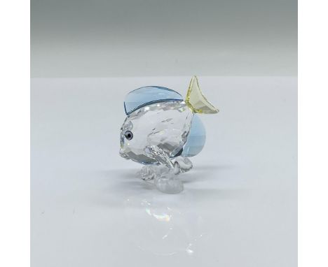 Part of the color version of the Wonders of the Sea trilogy. The fish is crafted from yellow, blue, and clear crystals. This 