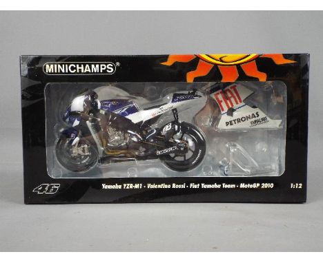 Minichamps Valentino Rossi Collection - a 1:12 scale diecast model Yamaha YZR-M1, Fiat Yamaha Team, MotoGP 2010, appears mint